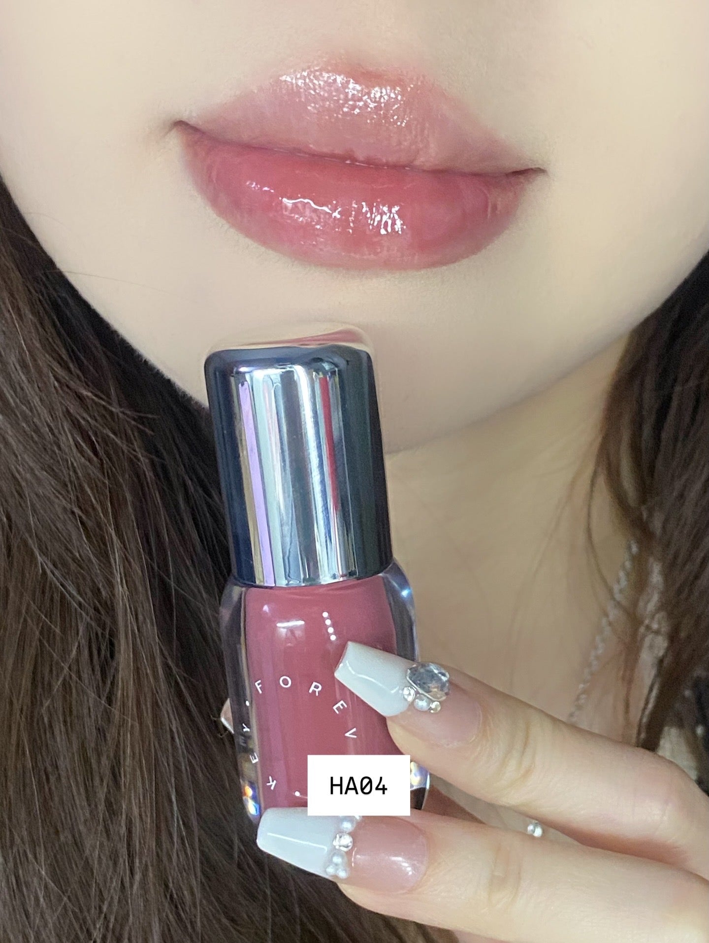 FOREVER KEY 3 In 1 Aqua Essence Lip Glaze