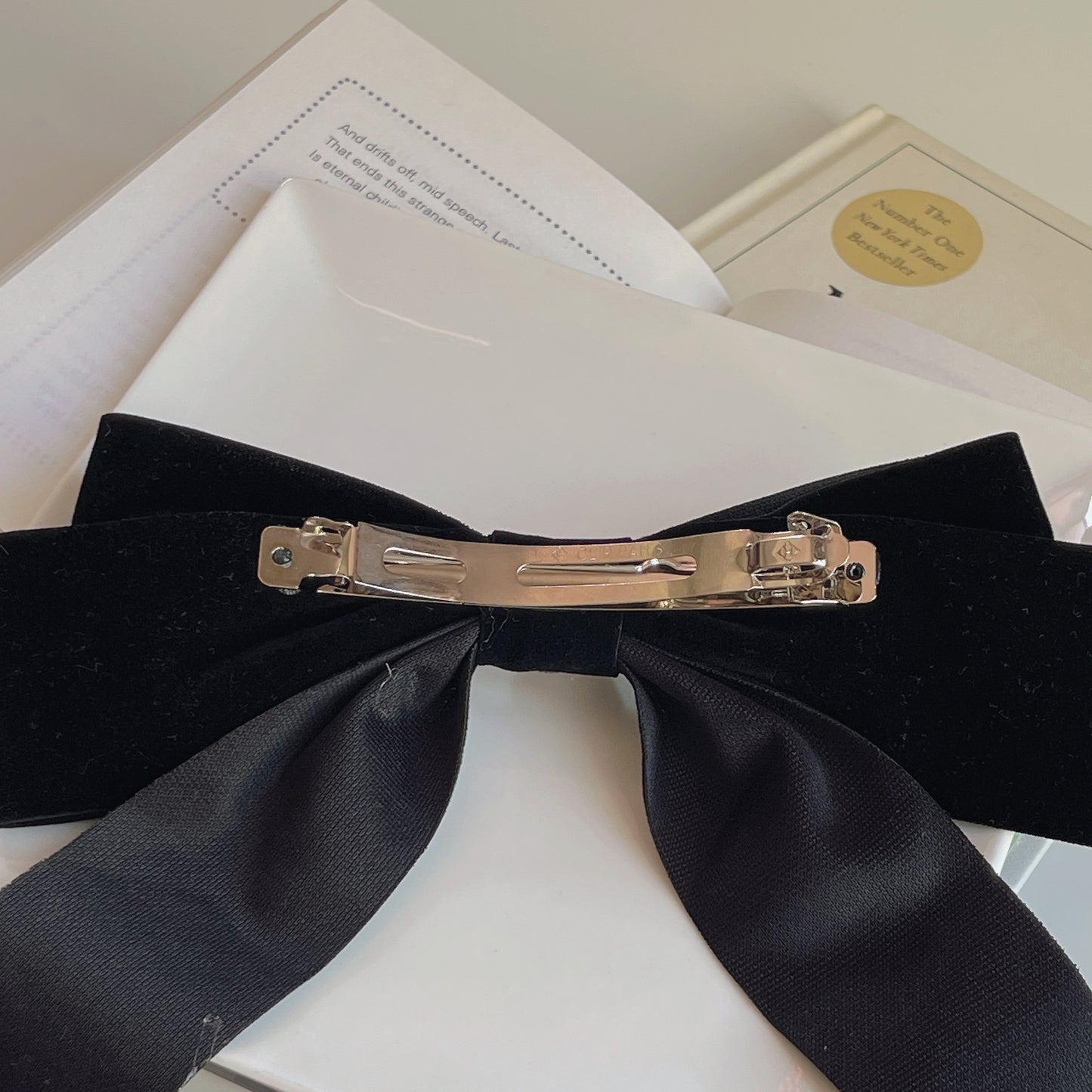 Velvet Big Bow Hairclip